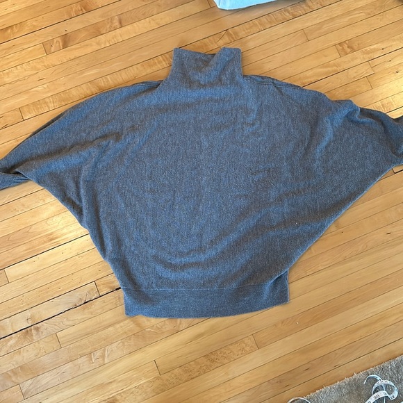French Connection Gray Cocoon sweater XS - Picture 1 of 5